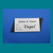 Modernes Tür-Namensschild aus verschieden färbigem Plexiglas