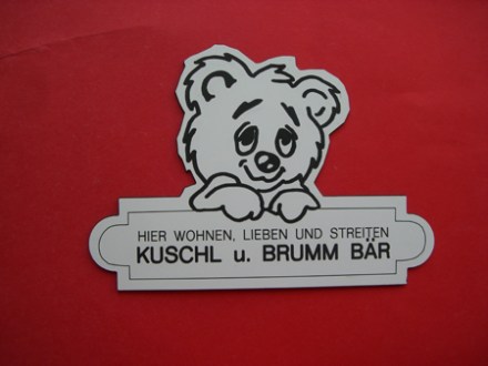 Kunststoff Tür-Namensschild PF7 Kunststoff Tür-Namensschild ausgefräst und tiefgraviert