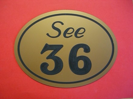 Kunststoff Hausnummer gold